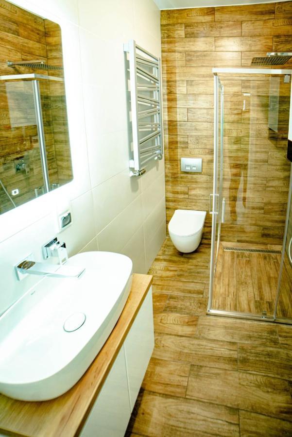 Lofty Apartamenty Namyslow I Luaran gambar